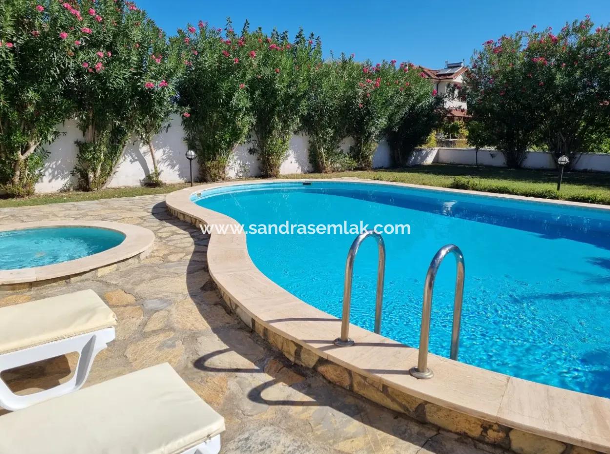 Villa Cennet Dalyan (Sandras Emlak)