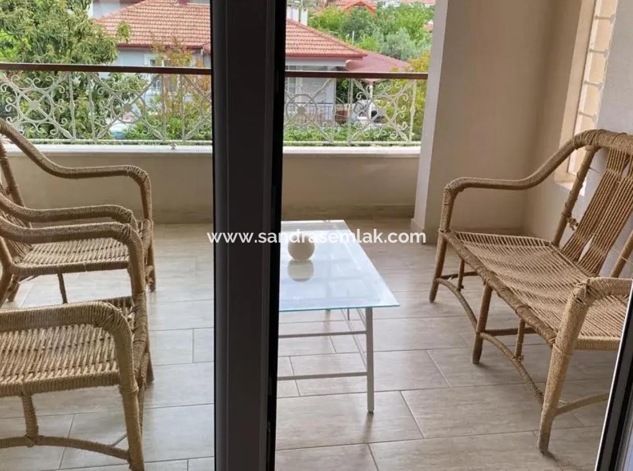 Ortaca Vali Bahçesinde 4+1 Dubleks Jakuzili Kiralık Villa