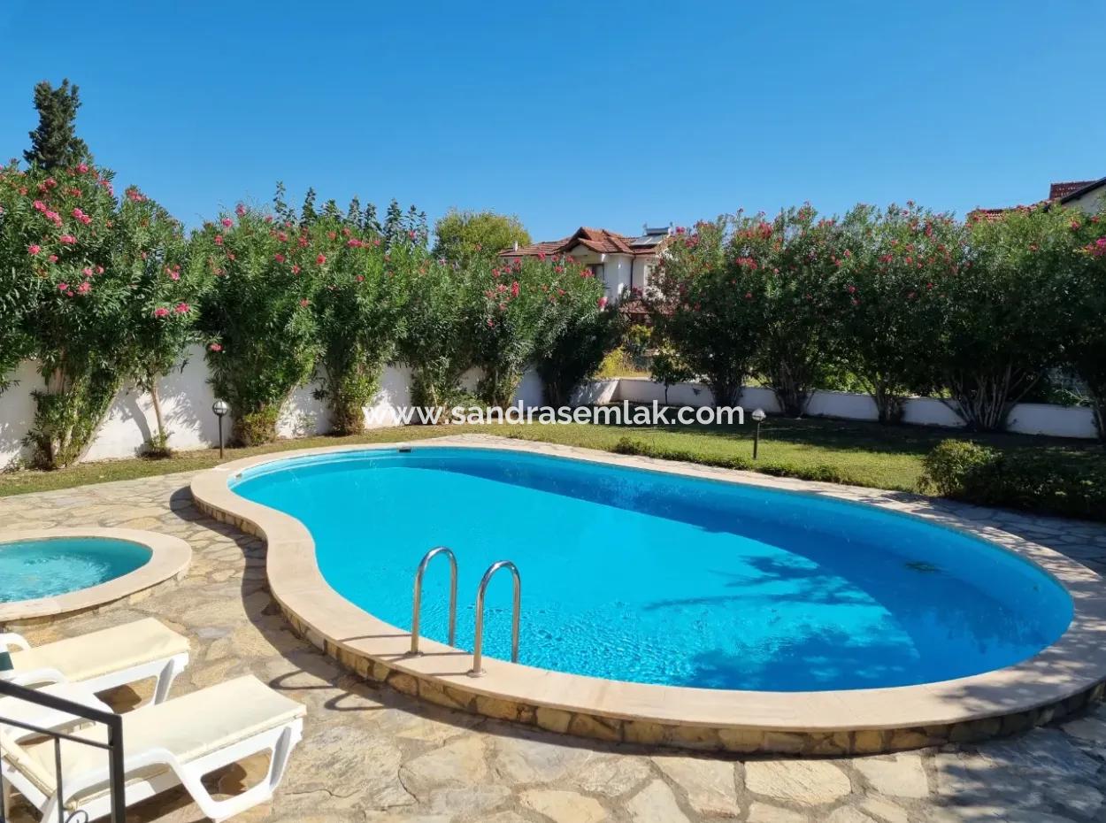 Villa Cennet Dalyan (Sandras Emlak)