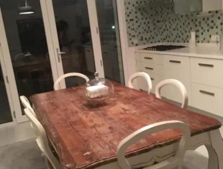 Ortaca Vali Bahçesinde 4+1 Dubleks Jakuzili Kiralık Villa